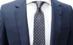 【スーツ】色々な「ネクタイ」の結び方を紹介。不器用でも安心ですね！