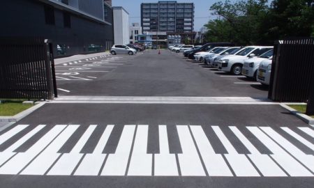 【話題】ヤマハ本社内の横断歩道がピアノだった！　これは洒落てる！