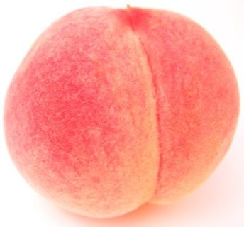 【気持ちいい】桃がきれいに「つるん」と剥ける方法が話題に。ぜひ試してみよう！