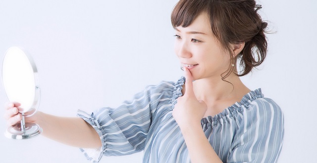 【コスメ】480円、セザンヌのリップ「荒れにくい」「発色がすごくいい」と愛用者多数!
