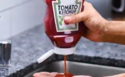 【動画】トマトケチャップでキレイになる！　これは凄いね！