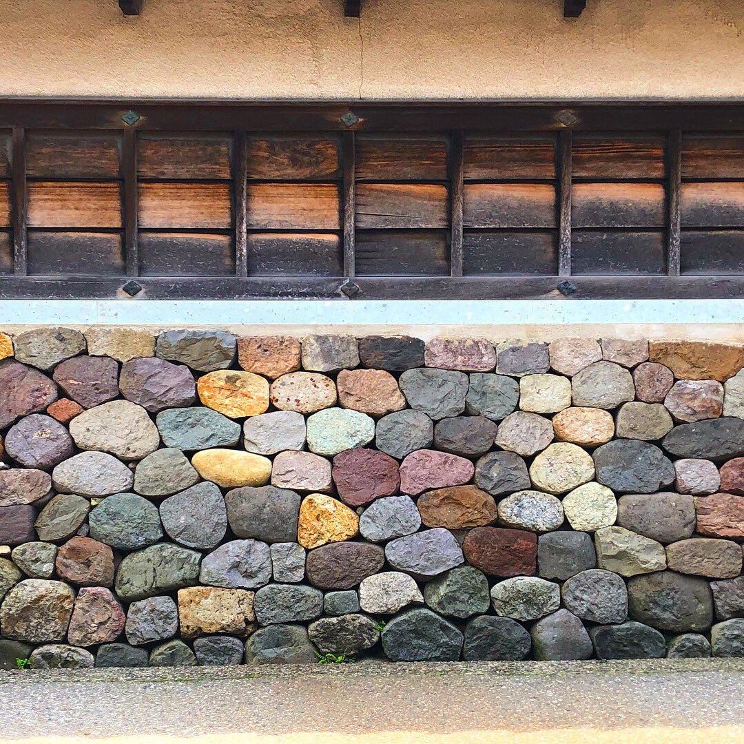 【金沢】承証寺の石垣が色とりどりで美しすぎる