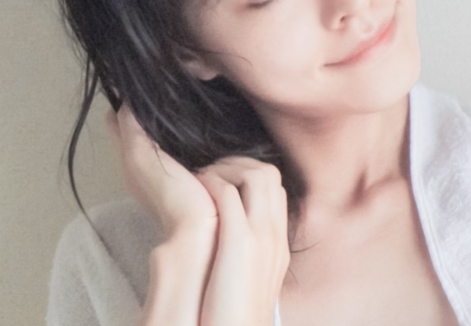 【ヘアケア】みんなが絶賛してる10秒トリートメント、本当にすごかった「怖いくらい効果がでる・・」「ドライヤー中、急にさらっさらになる」