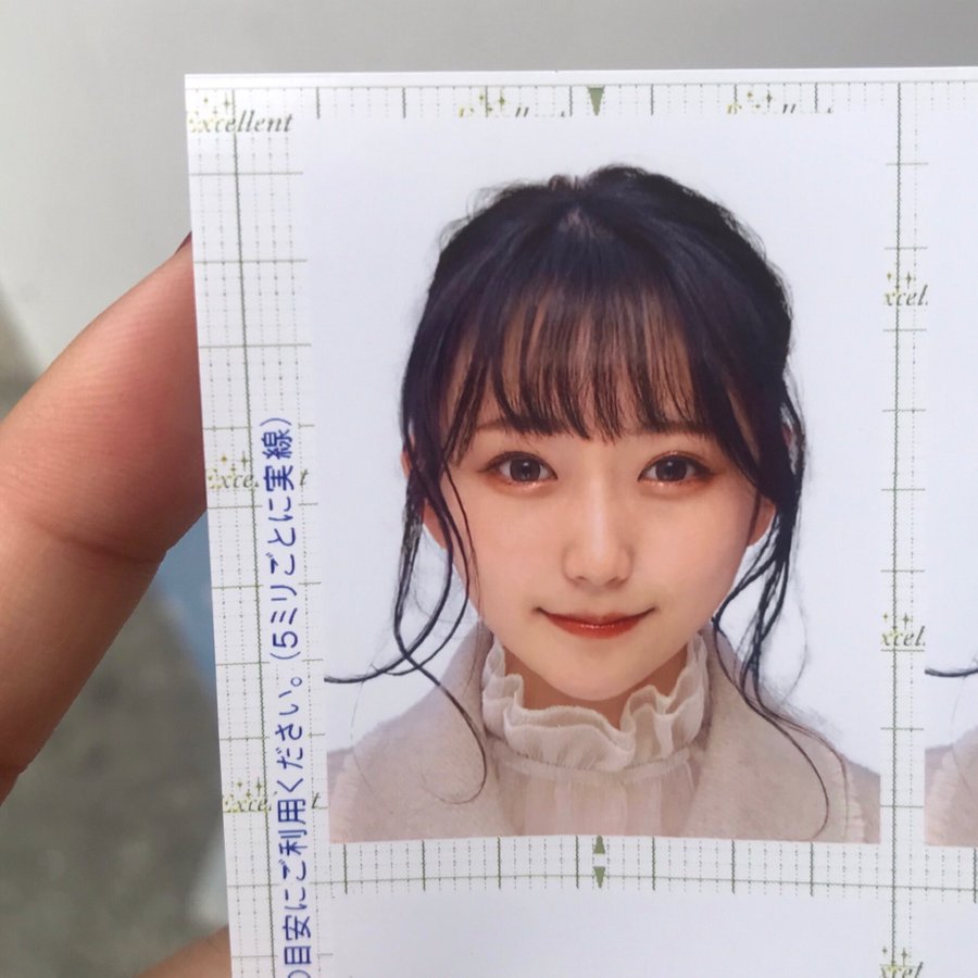 日本人美少女「バイトの証明写真これで大丈夫かなあ」→ネット民「採用!」