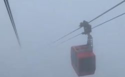 【怖動画】「濃霧のなか乗ったロープウェイ・・」まるでサイレントヒルと話題