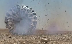 【風力】地雷を爆破処理しながら転がっていく「地雷処理ボール」が話題