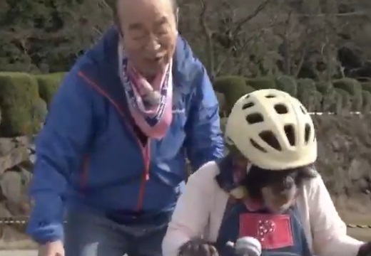 【最終回】「天才！志村どうぶつ園」志村園長、最後のロケ映像。2月極寒のなか何時間も自転車を教える