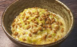 【ネギ40g】人気料理研究家さんが「納豆たまごかけご飯」調味料のベスト配合を公開！