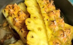 【ｗ】台湾パイナップル、皮がもったいないので煮てみたら‥本体よりおいしくなった！
