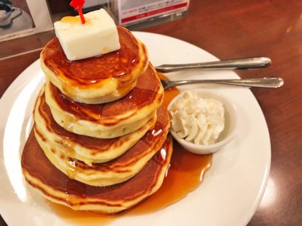 浅草にあるお店「ミモザ」のパンケーキが最高に美味そう。是非行ってみたい！