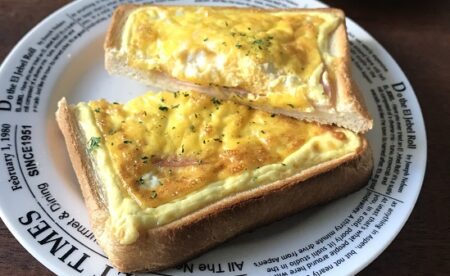 【必見】フライパン不使用で完成する「ラピュタパン」の上位互換！めちゃめちゃ美味しそう！