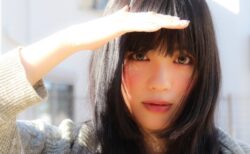 【目力】44才美女さんオススメ、眼輪筋の鍛え方が話題。たるみ予防の頭皮マッサージもすごい