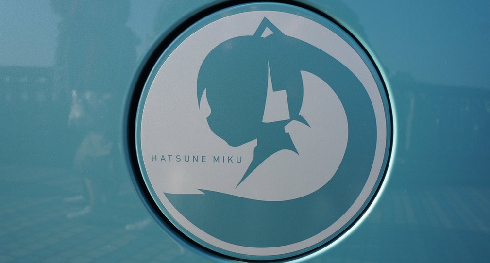 ダイハツが『初音ミク車』を展示! 普通におしゃれで乗ってみたい