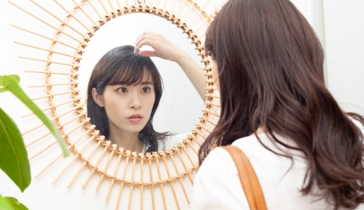 【アイドル直伝】「ぜったい崩れない前髪の作りかた」分かりやすくて話題に