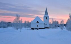 【絶句】スウェーデンの空に見たこともない輝く雲が出現する