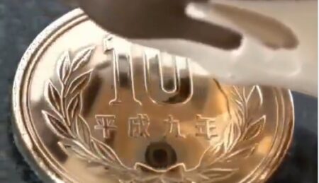 【ピッカピカ】鏡面になるまで10円玉を磨いてみた！